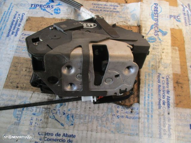 Fecho R26413CB FORD C MAX 2014 TE ELETRICO - 3