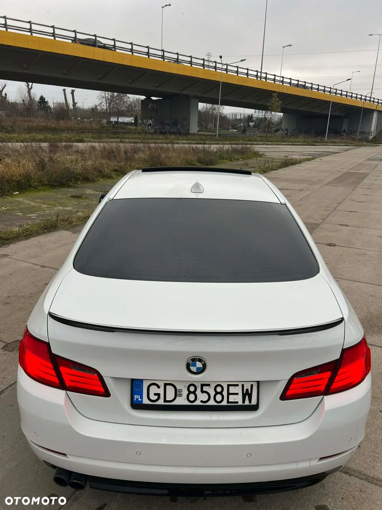BMW Seria 5 520d - 5