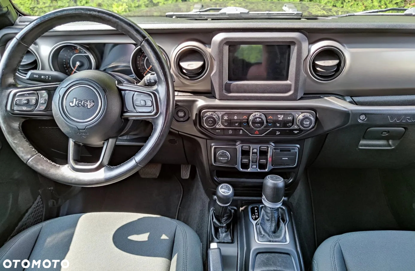 Jeep Wrangler Unlimited GME 2.0 Turbo Sahara - 30
