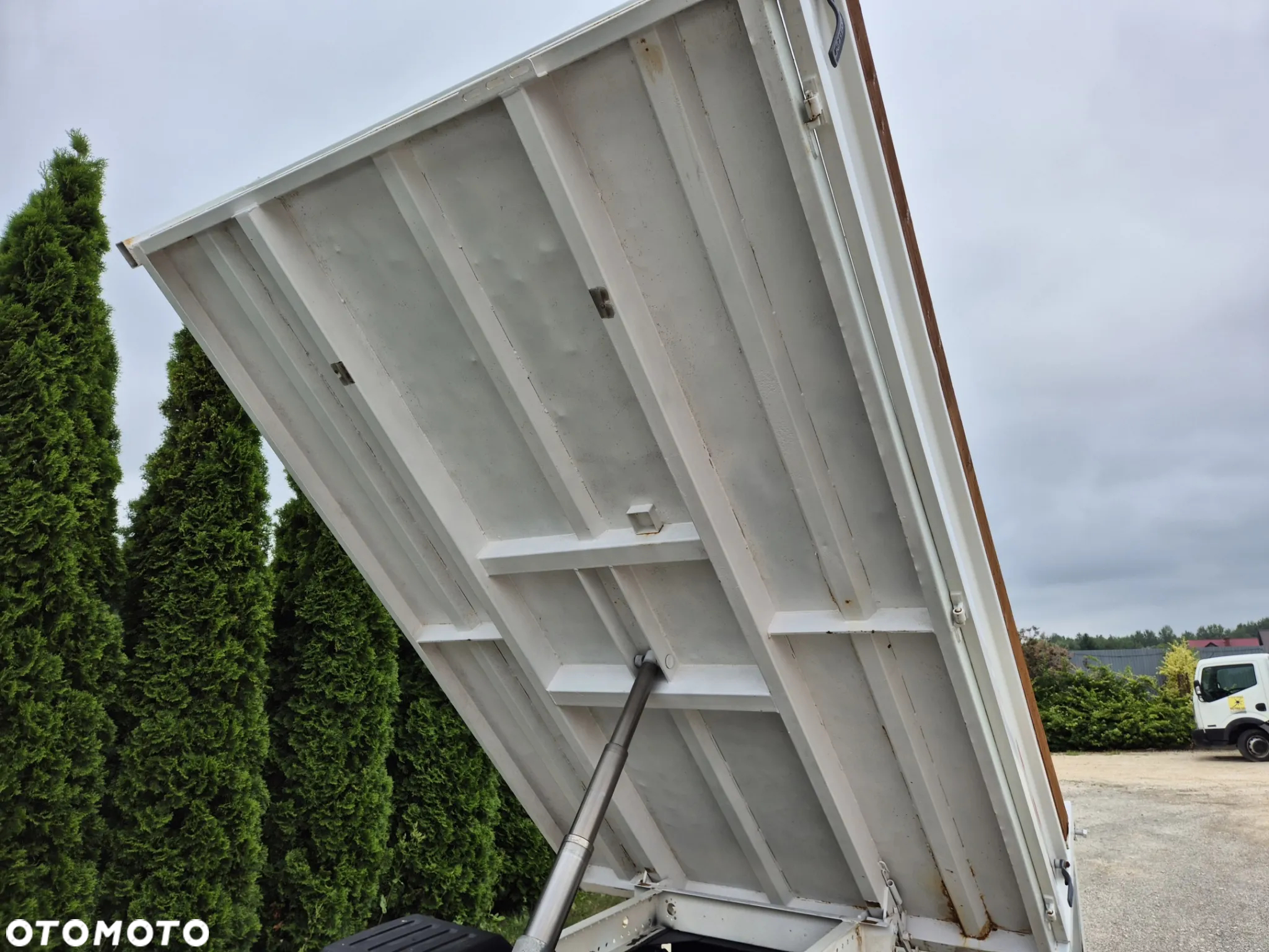 Iveco 35C15 3.0 150KM Wywrotka - 13