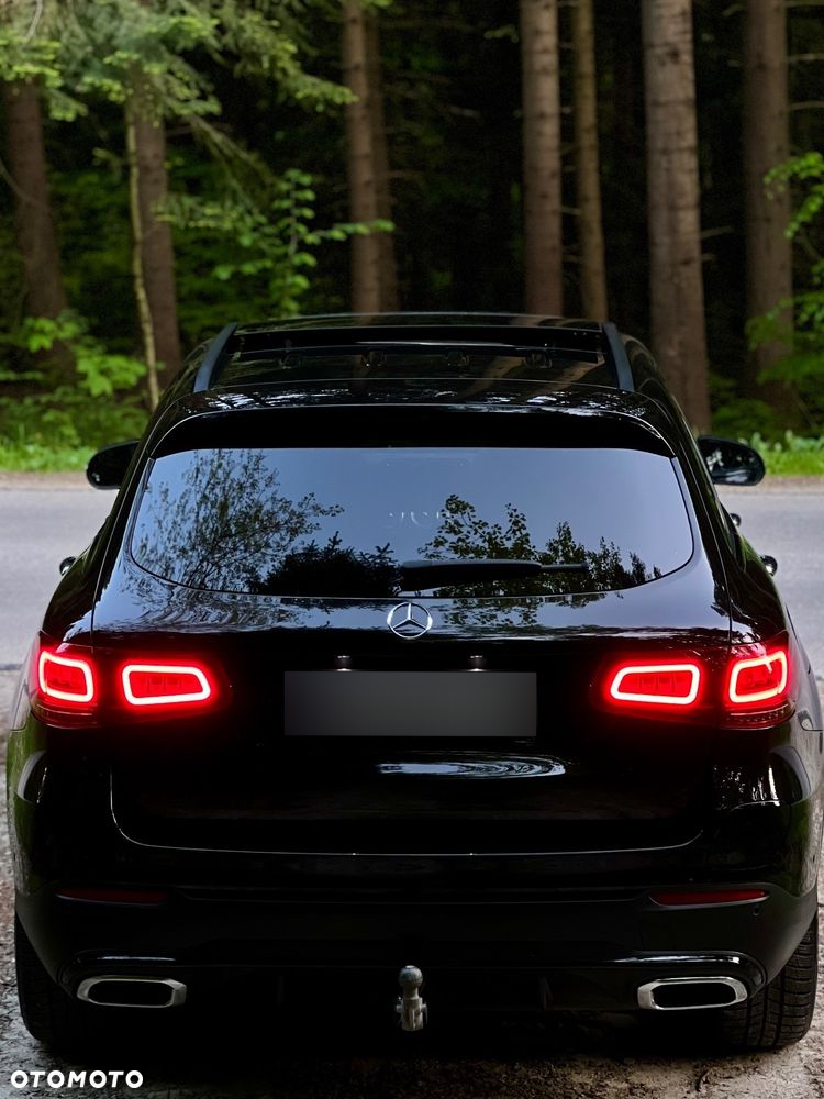 Mercedes-Benz GLC - 16