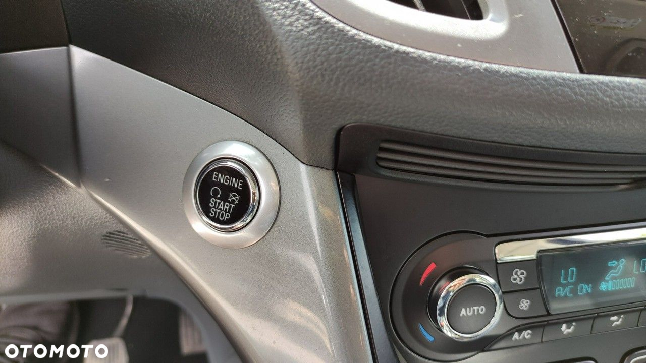 Ford C-MAX - 32