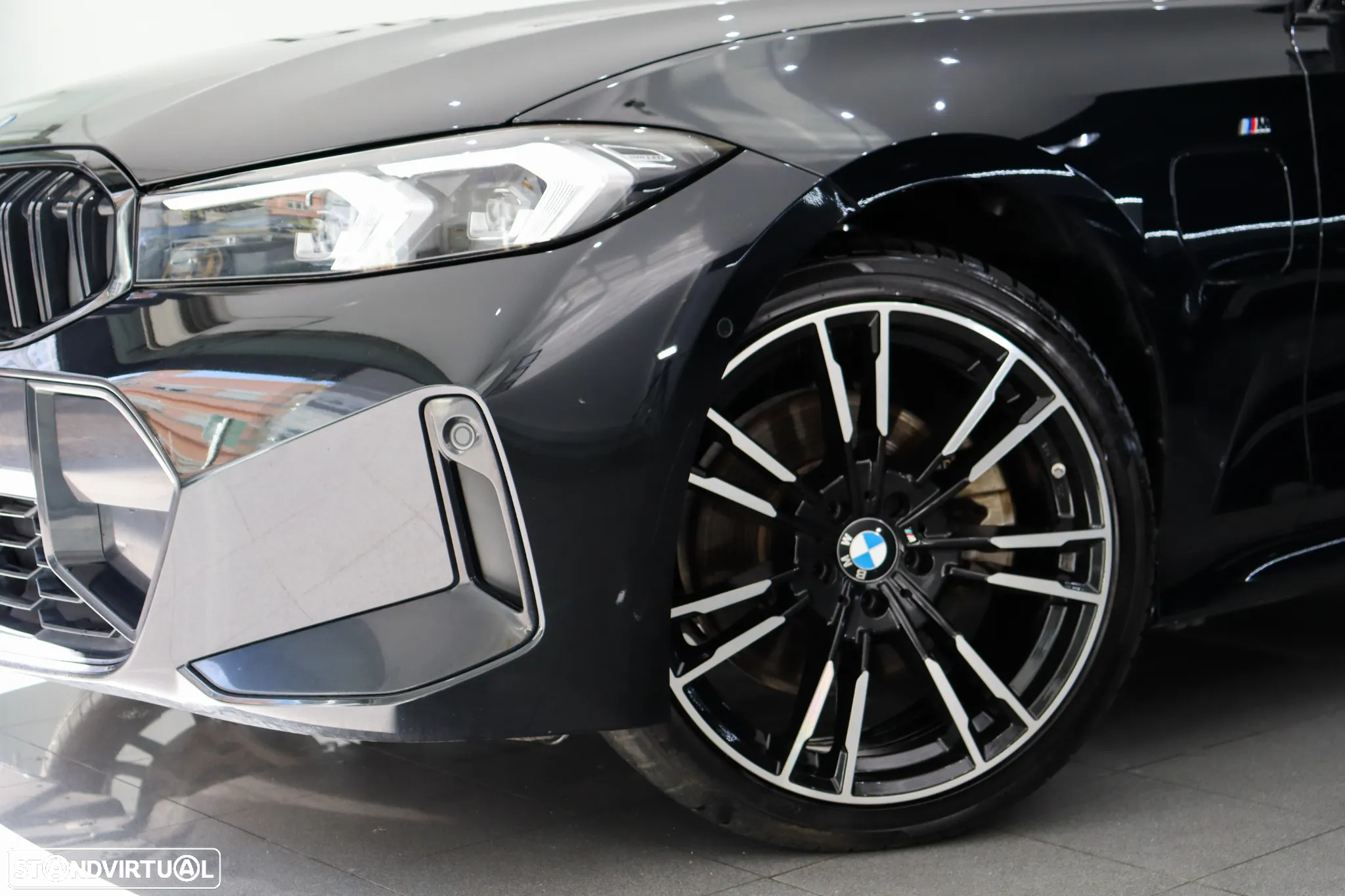 BMW 320 e Touring Pack Desportivo M Auto - 8