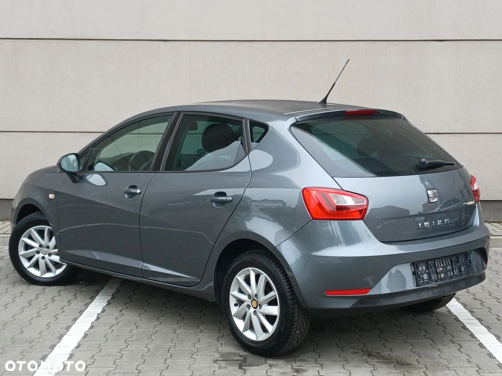 Seat Ibiza 1.4 16V Style Viva - 16