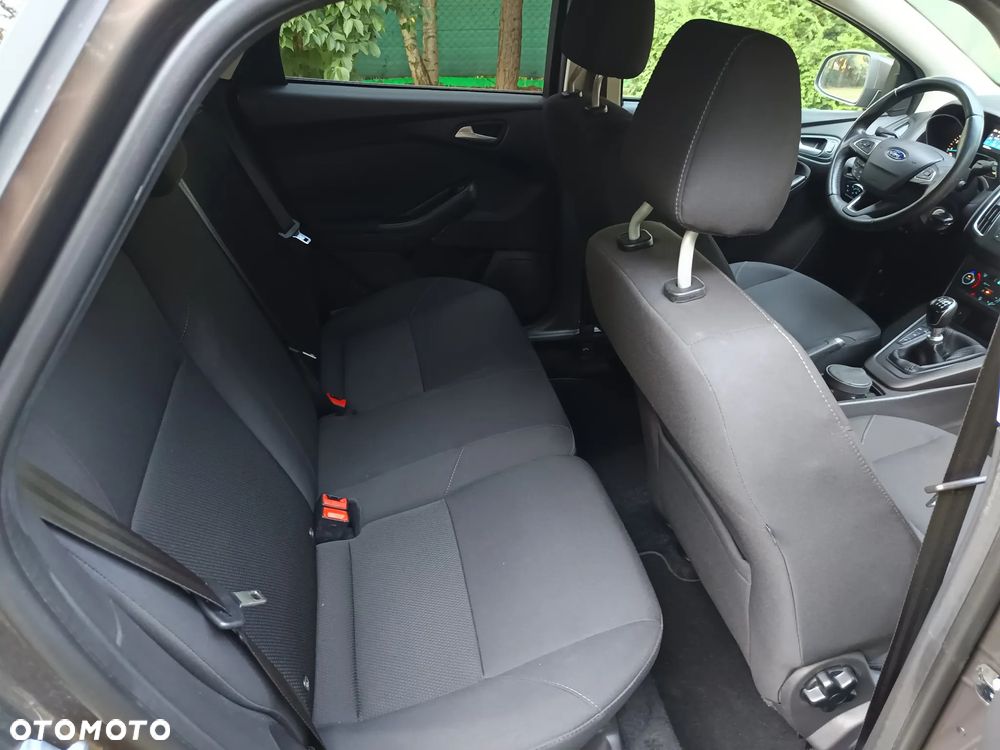 Ford Focus 1.0 EcoBoost STart-Stopp-System TITANIUM - 27