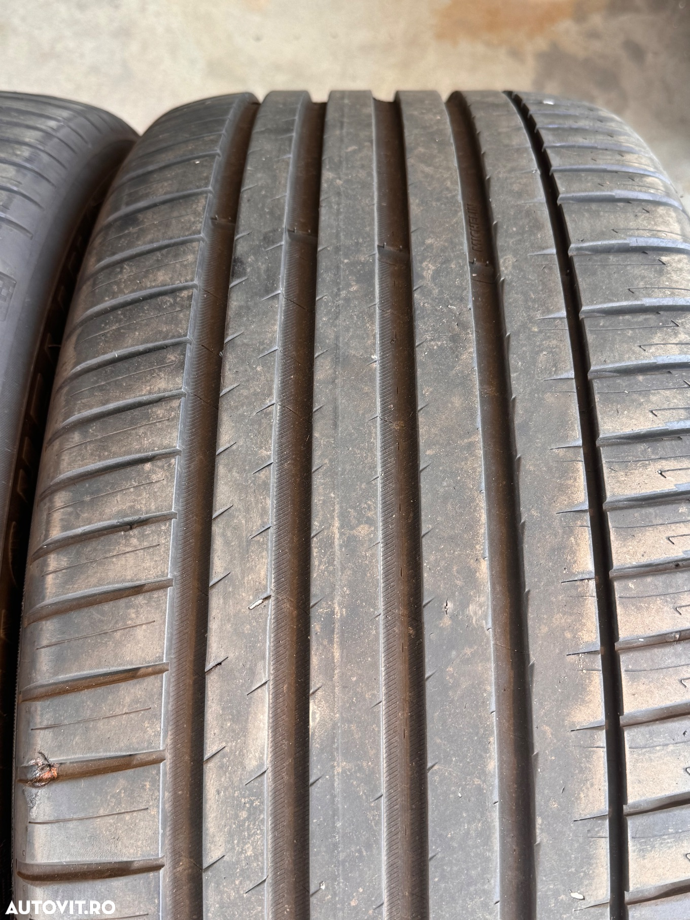 Vând 2 anvelope 285/45/20 michelin de vară ca noi - 4