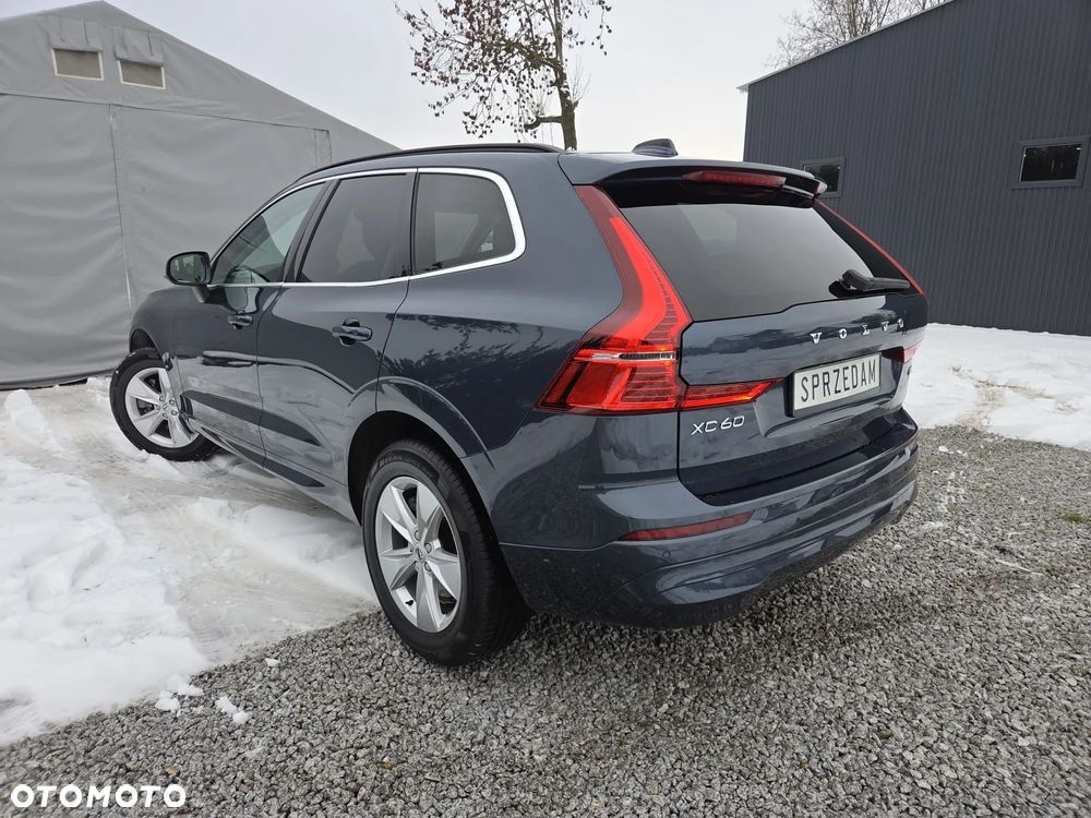 Volvo XC 60 B4 D Geartronic Momentum Pro - 38