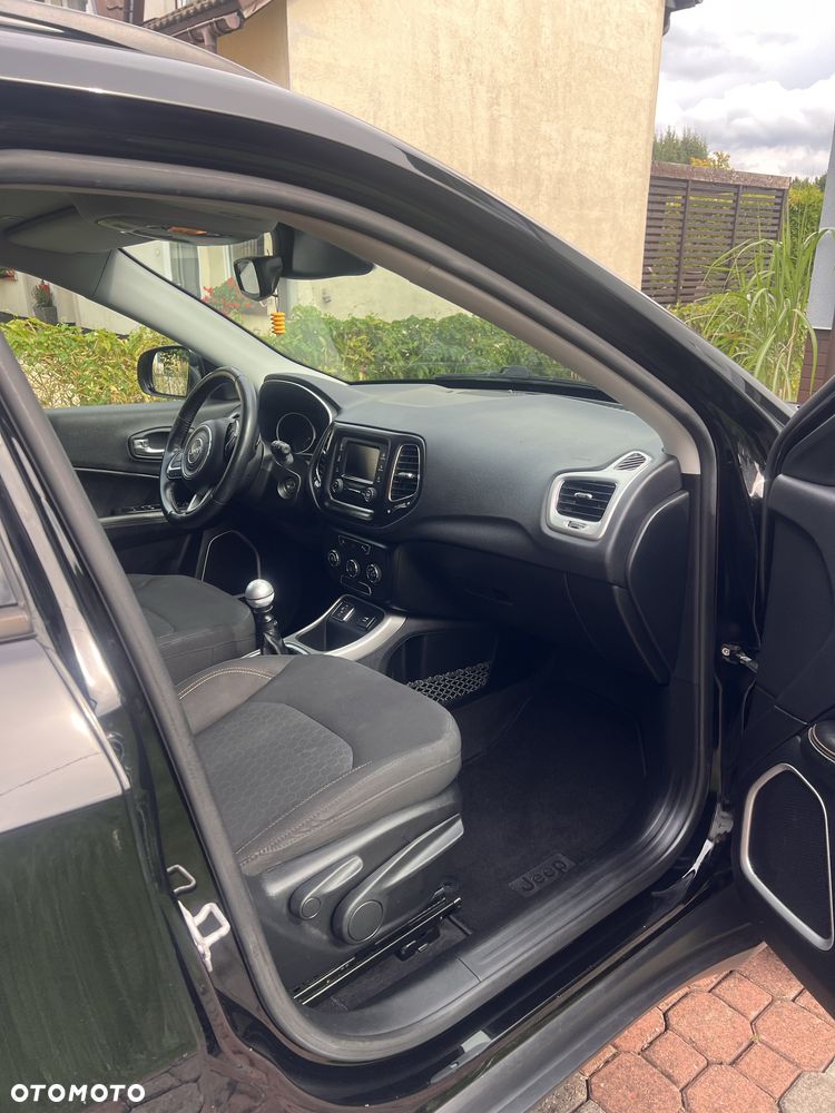 Jeep Compass - 9