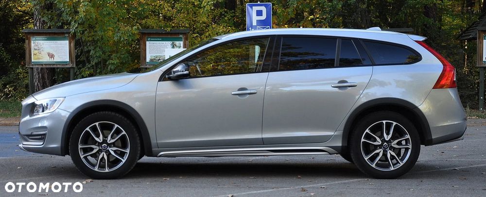 Volvo V60 2017 photo 4