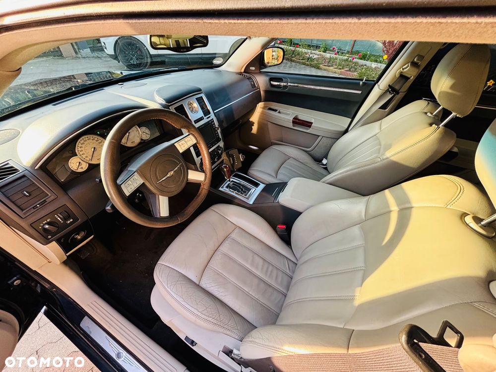 Chrysler 300C 5.7 V8 HEMI Automatik - 4