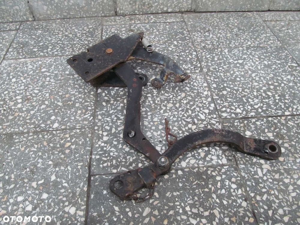 NISSAN CABSTAR MAXITY NT400 ZAMEK RYGIEL KABINY 07-15 - 2