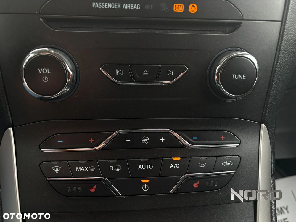 Ford S-Max 2.0 TDCi Trend - 21