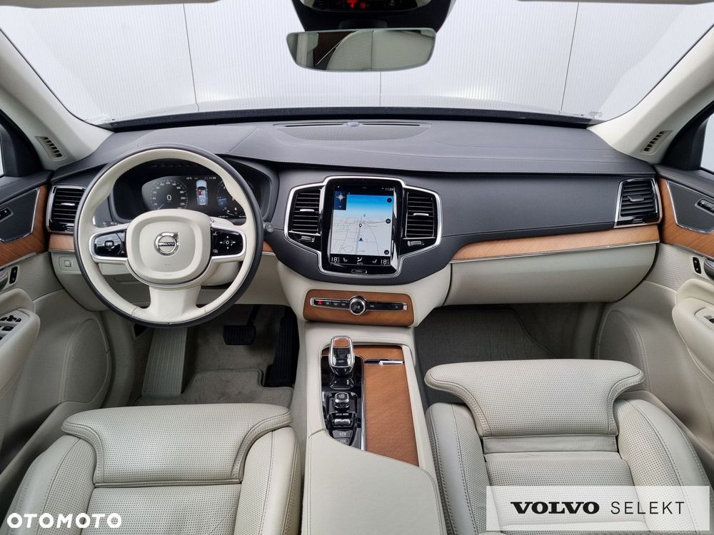 Volvo XC 90 - 11