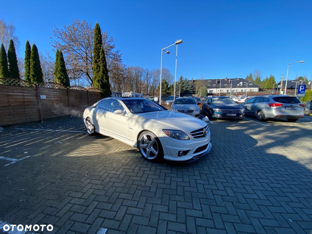 Mercedes-Benz CL 63 AMG - 9