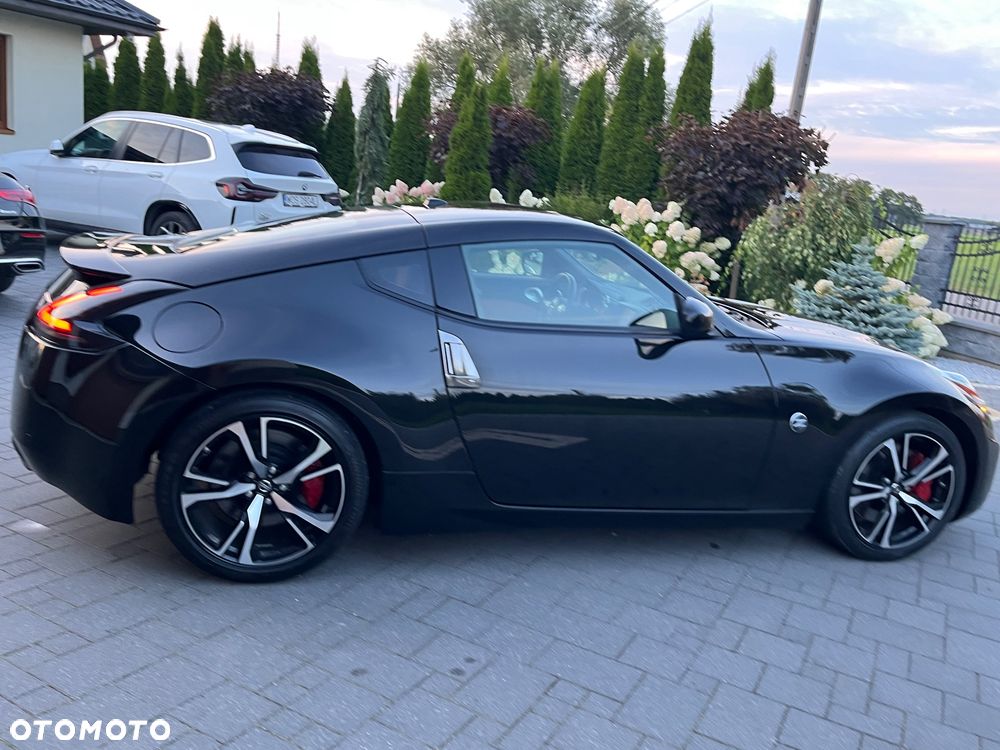 Nissan 370 Z - 34