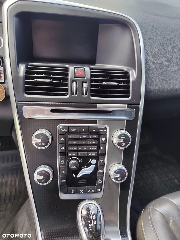 Volvo XC 60 - 21