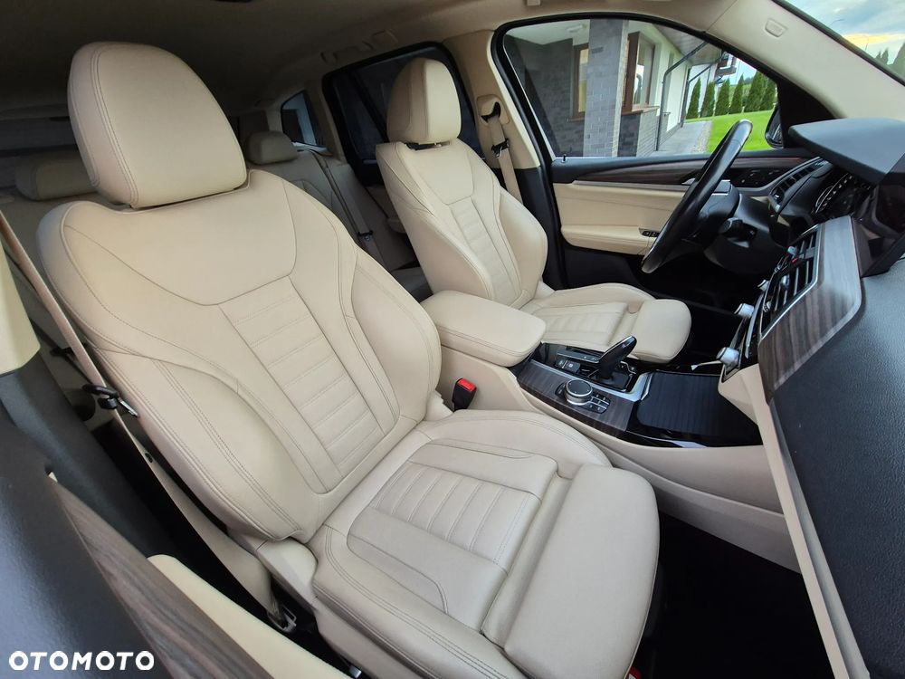 BMW X3 xDrive20d Luxury Line sport - 24