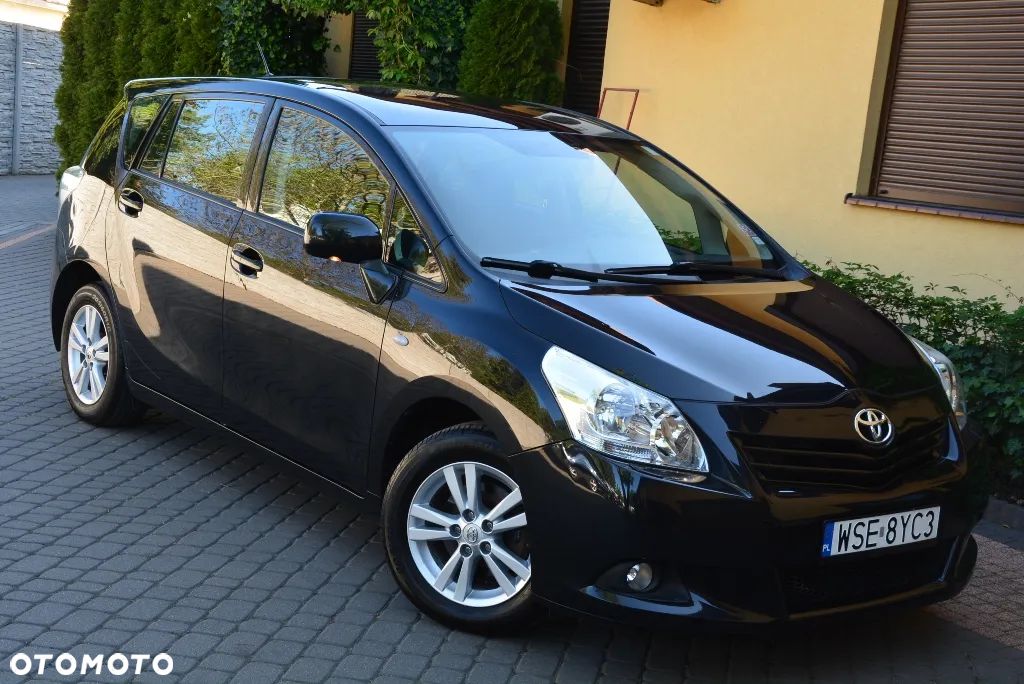 Toyota Verso 1.8 Sol plus NAVI 7os - 1