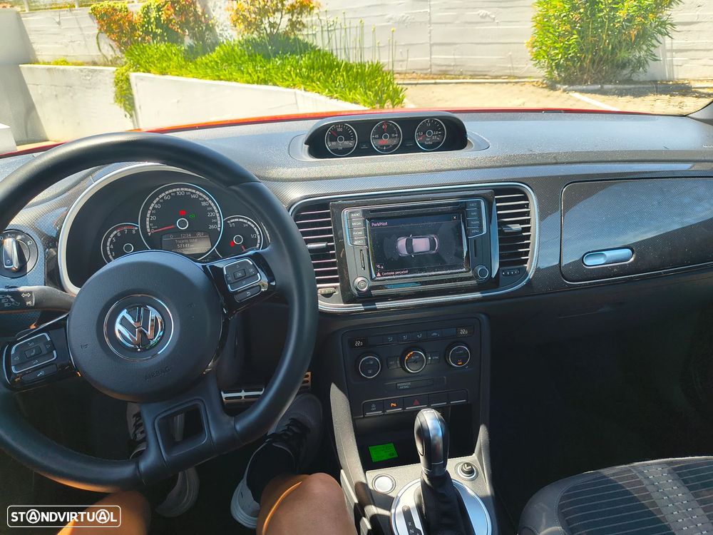 VW New Beetle 1.4 TSI Design DSG - 16