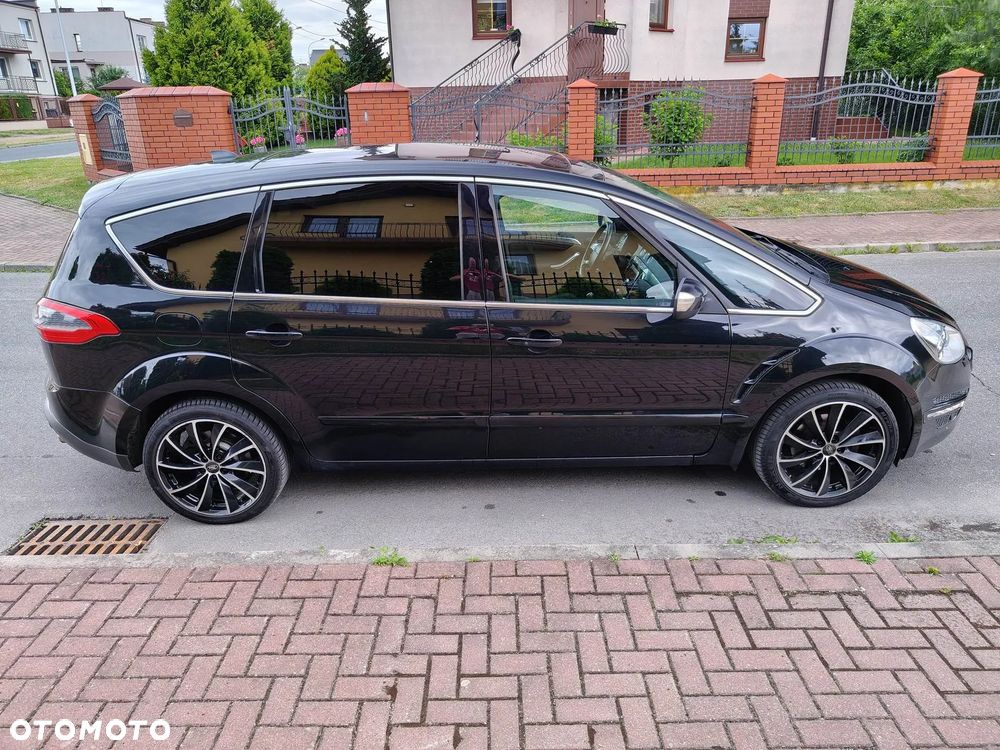 Ford S-Max - 9