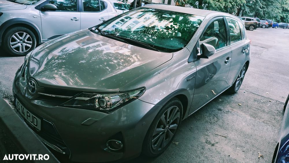 Toyota Auris - 1