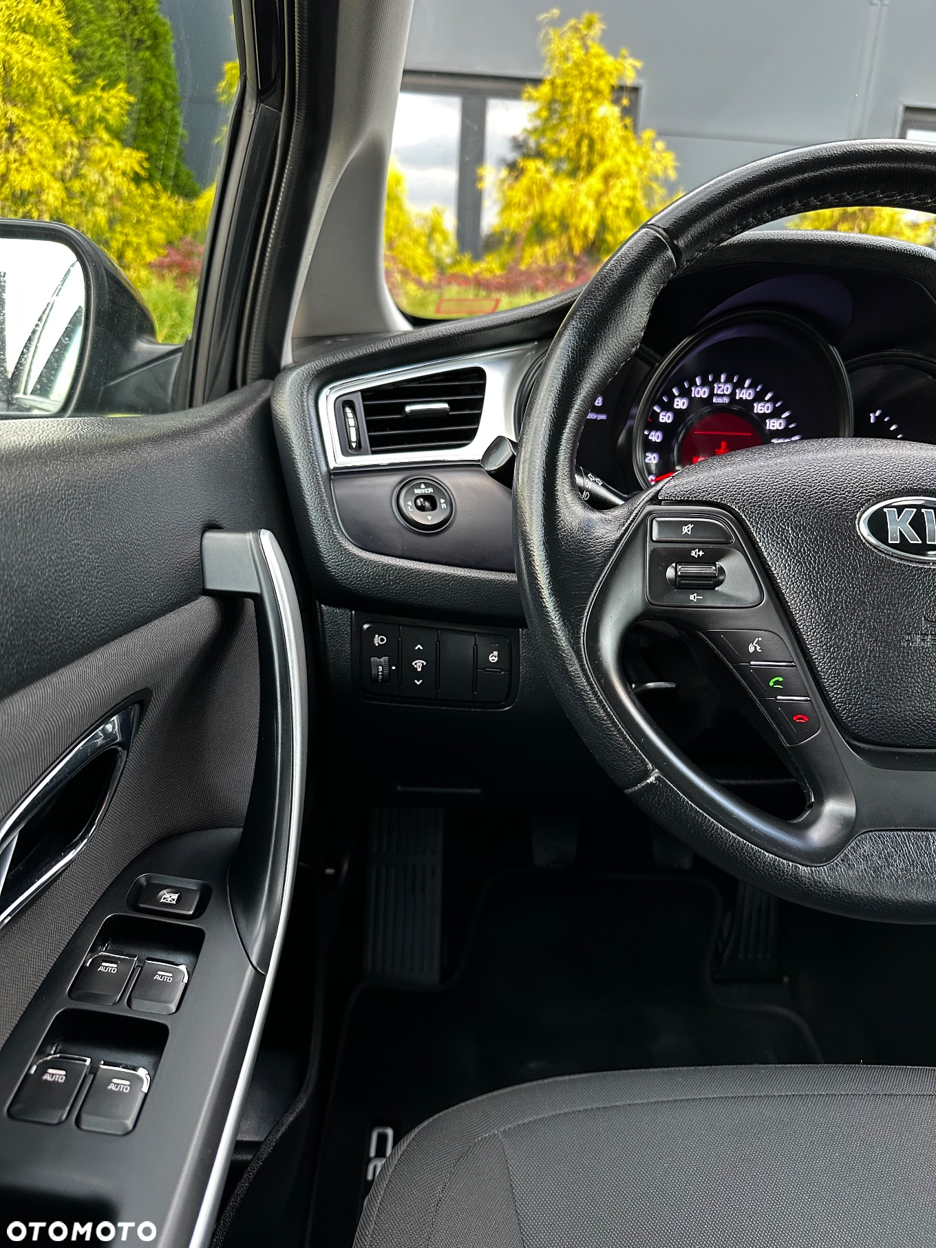 Kia Ceed 1.6 GDI Platinum Edition - 35