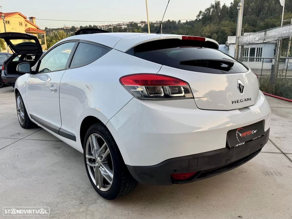 Renault Mégane Coupe 1.5 dCi Dynamique S - 12