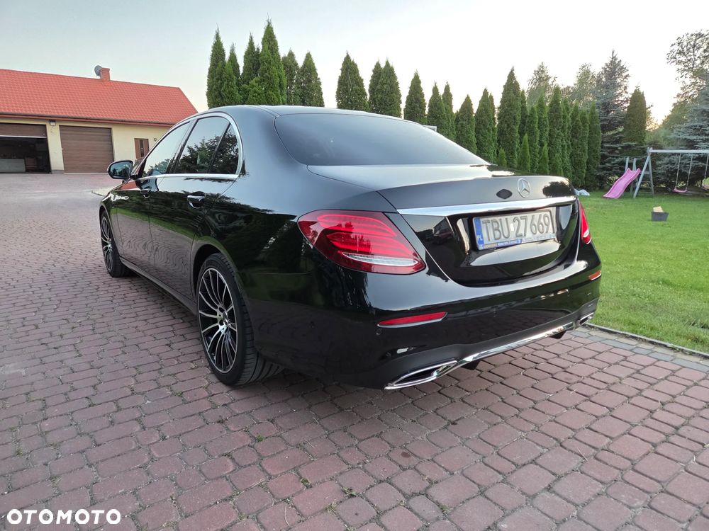 Mercedes-Benz Klasa E 220 d 9G-TRONIC - 4