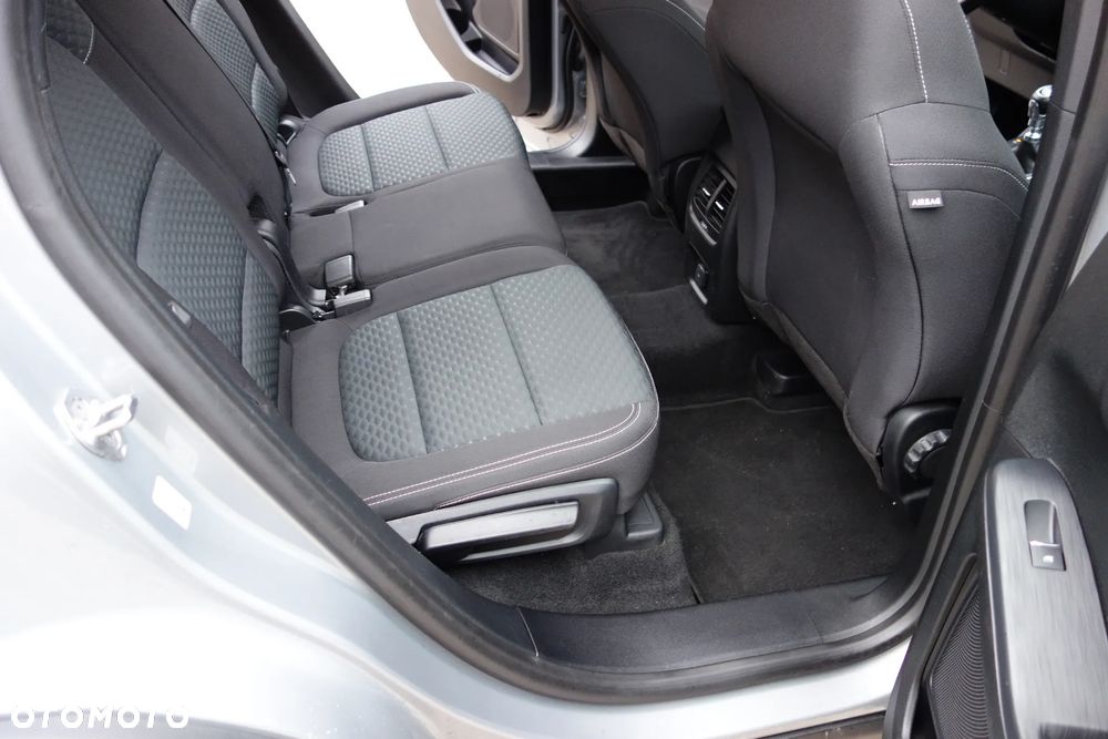 Ford Kuga - 16