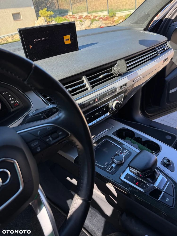 Audi Q7 - 12