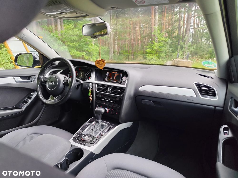 Audi A4 Avant 2.0 TDI Sport S tronic - 26