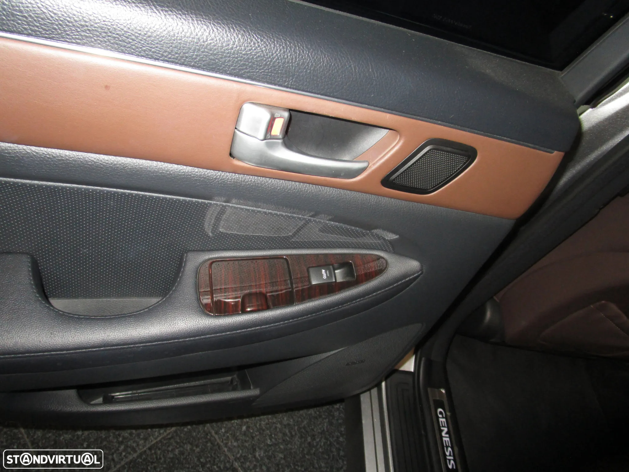 Hyundai Genesis Coupe 2.0 TCi CVVT Aut. - 24