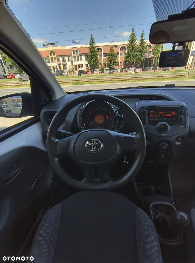 Toyota Aygo x-cite - 10