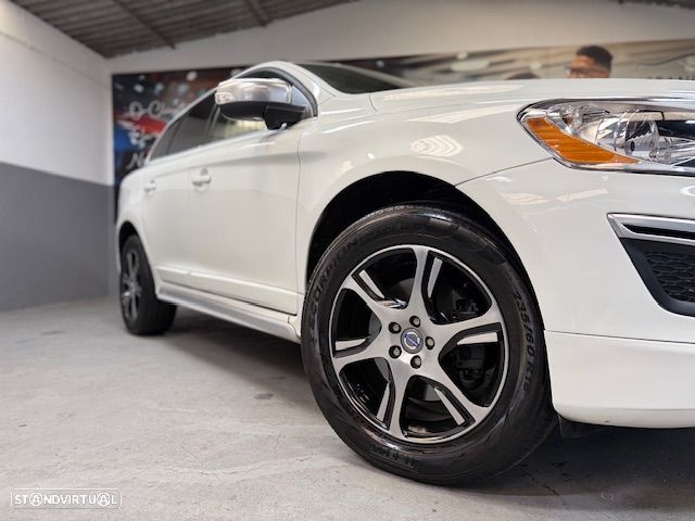 Volvo XC 60 2.0 D3 R-Design Geartronic - 2