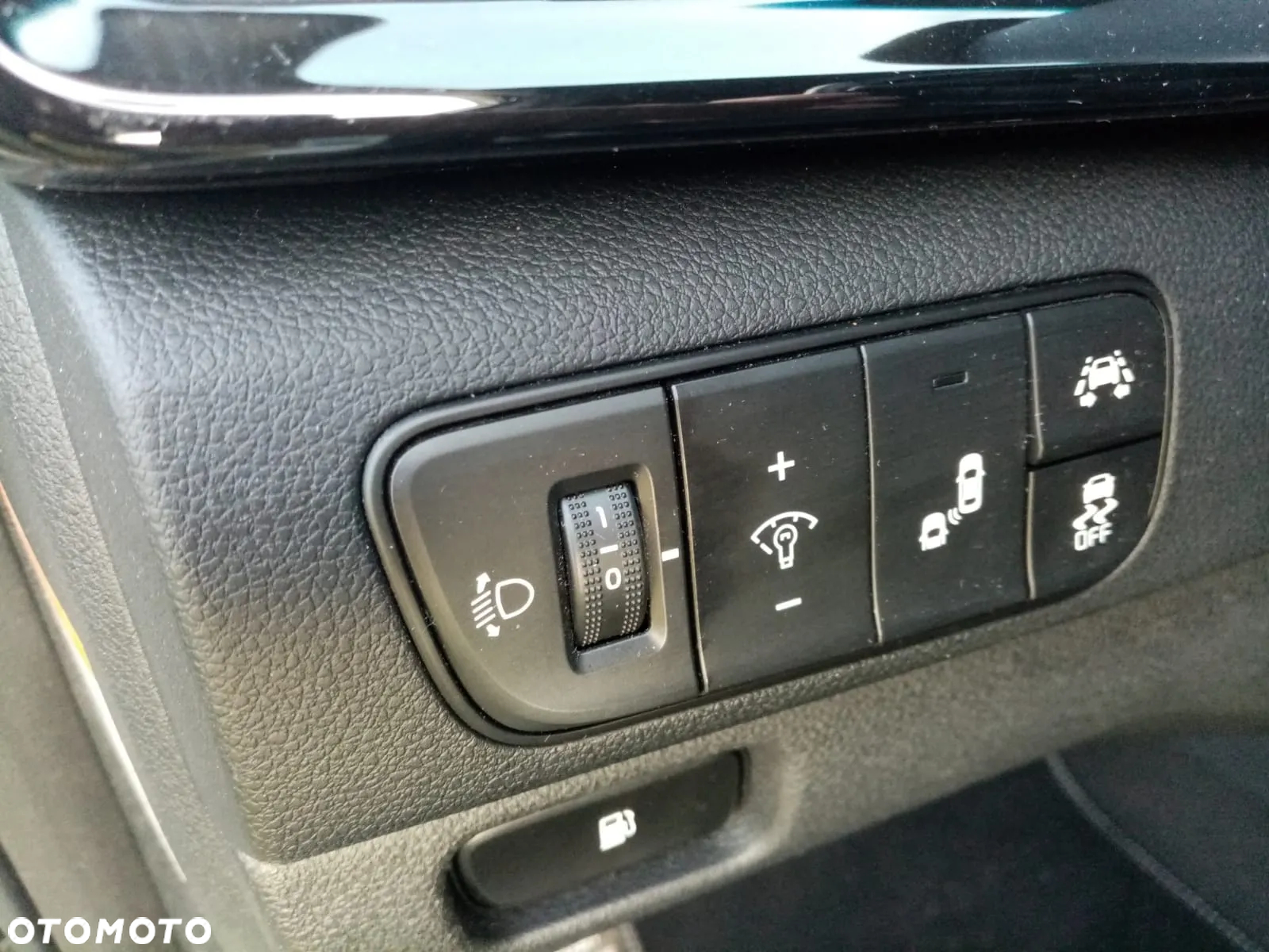 Kia Niro 1.6 GDI Hybrid M - 12
