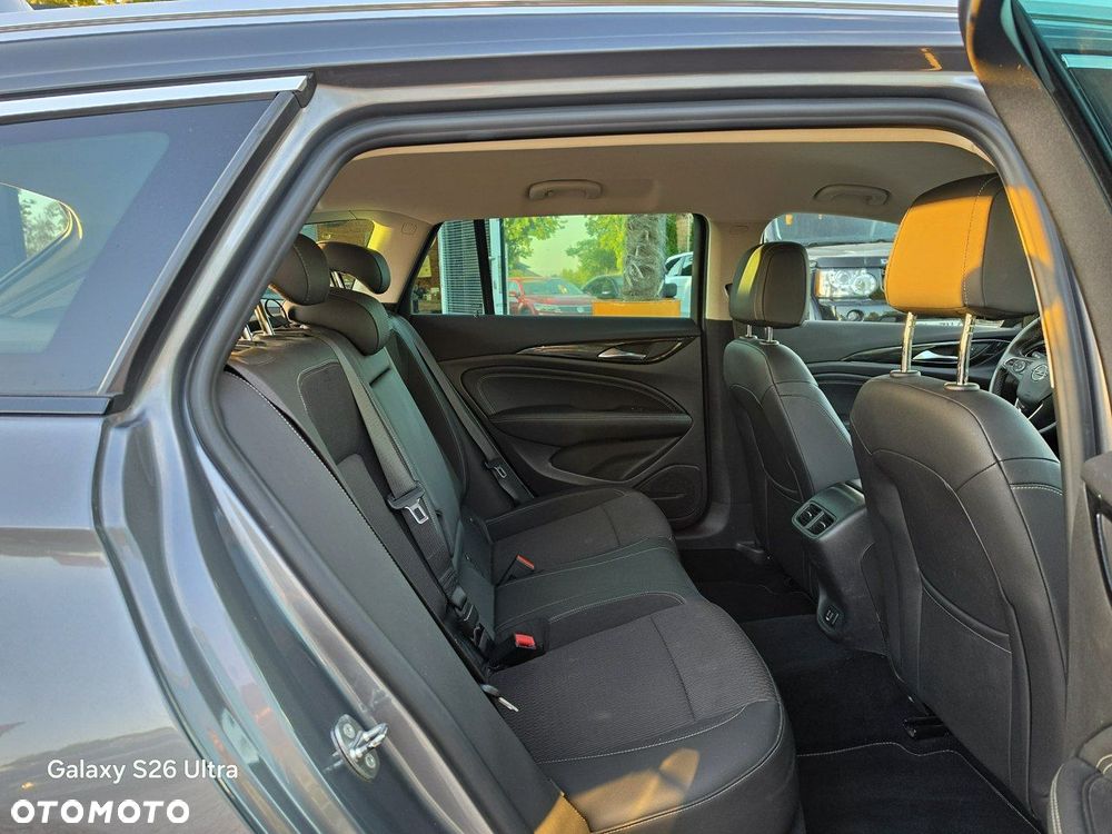 Opel Insignia - 31