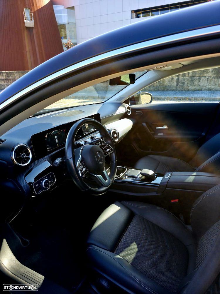 Mercedes-Benz CLA 200 - 12