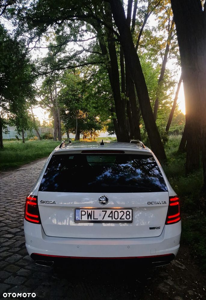 Skoda Octavia 2.0 TDI RS DSG - 3