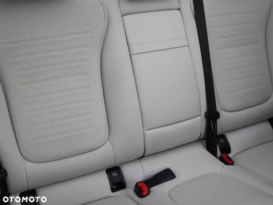 Mercedes-Benz GLC 300 d mHEV 4-Matic AMG Line - 16