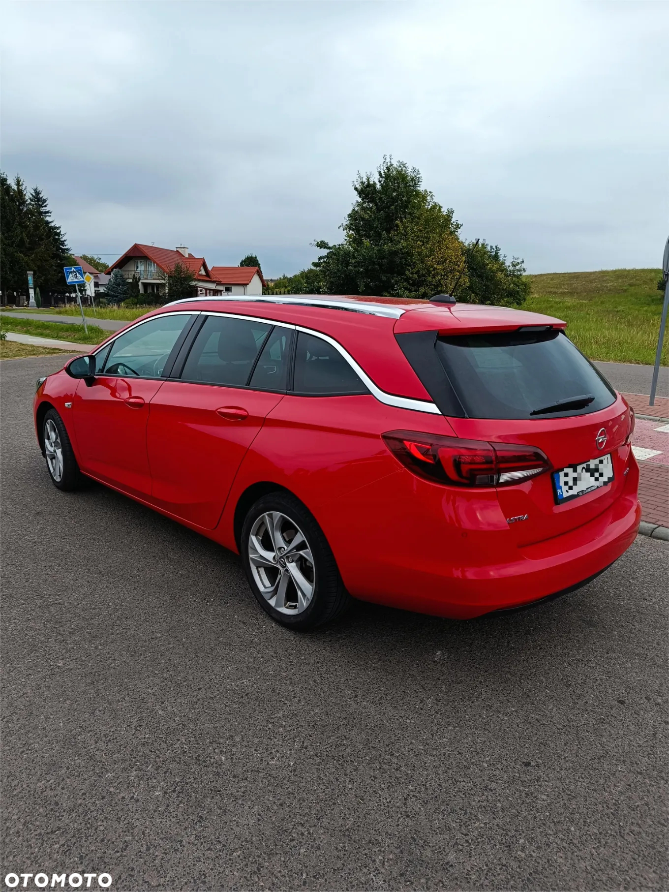 Opel Astra 1.4 Turbo Start/Stop Sports Tourer Dynamic - 4