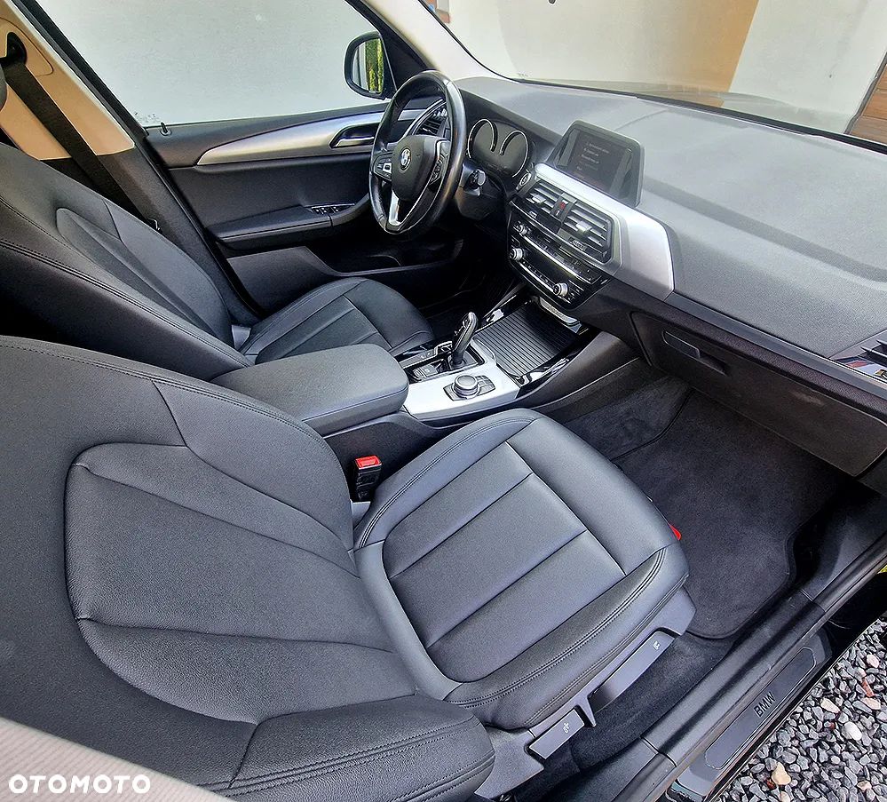BMW X3 xDrive20d Business Edition - 7