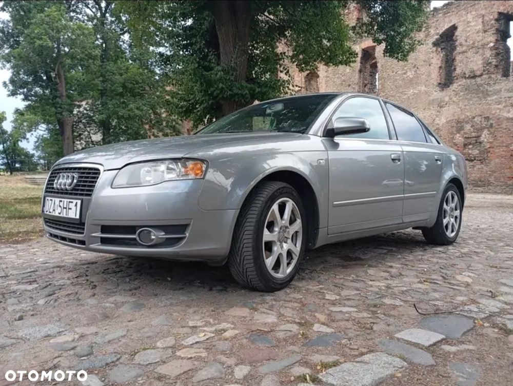 Audi A4 Limousine - 2