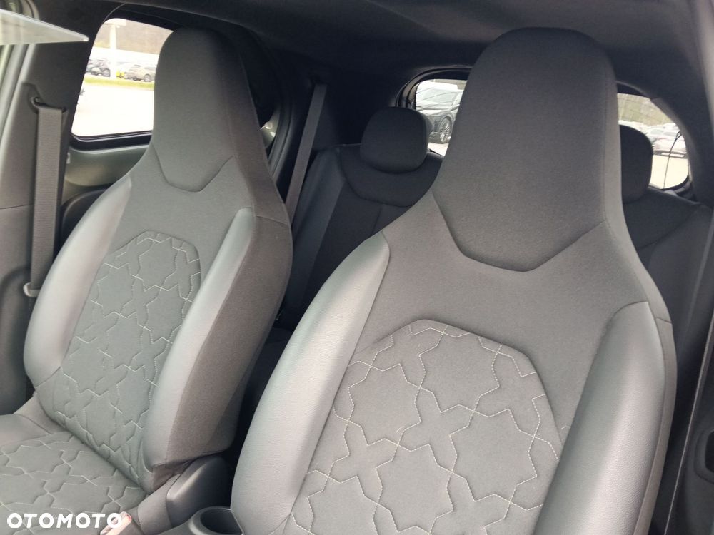 Toyota Aygo X - 16