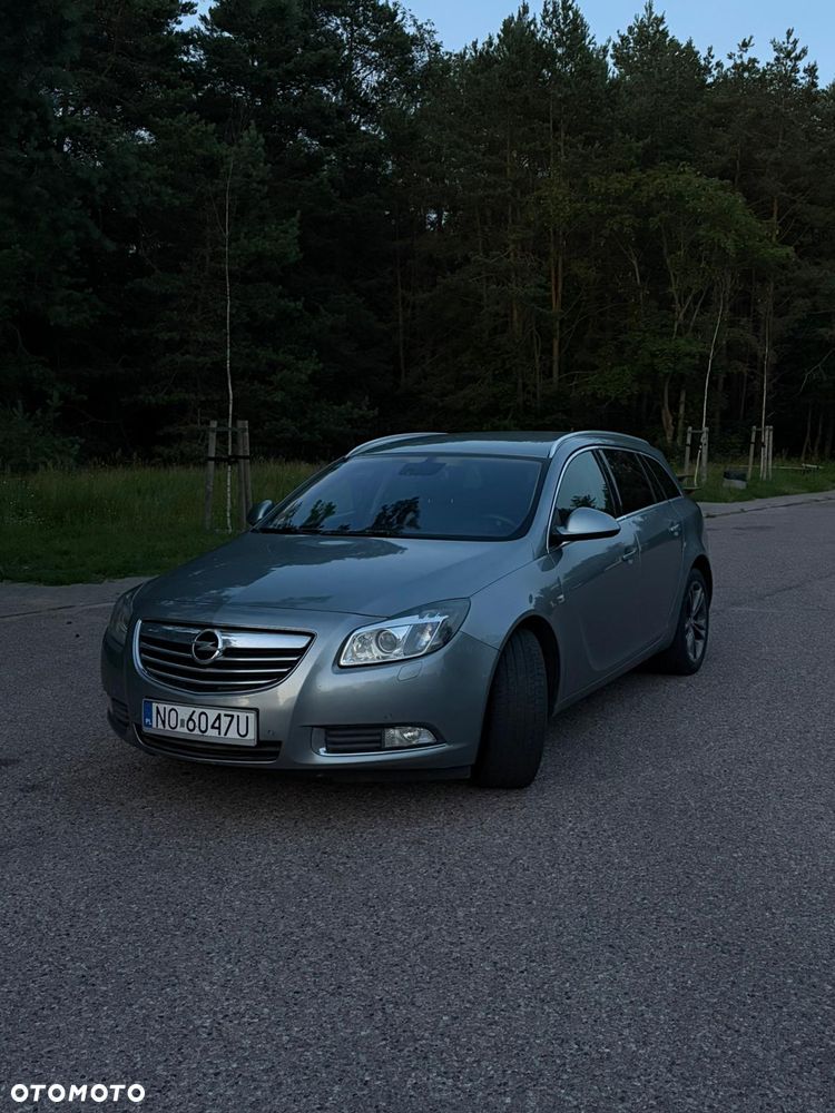 Opel Insignia - 1