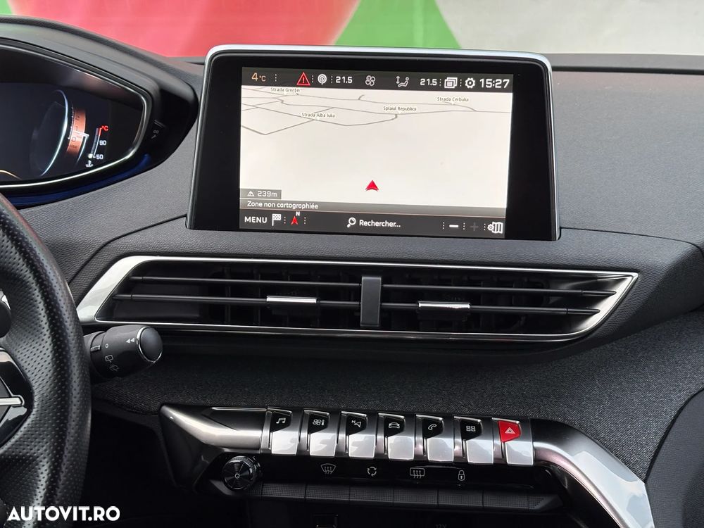 Peugeot 3008 BlueHDi 130 Stop & Start EAT8 GT - 12