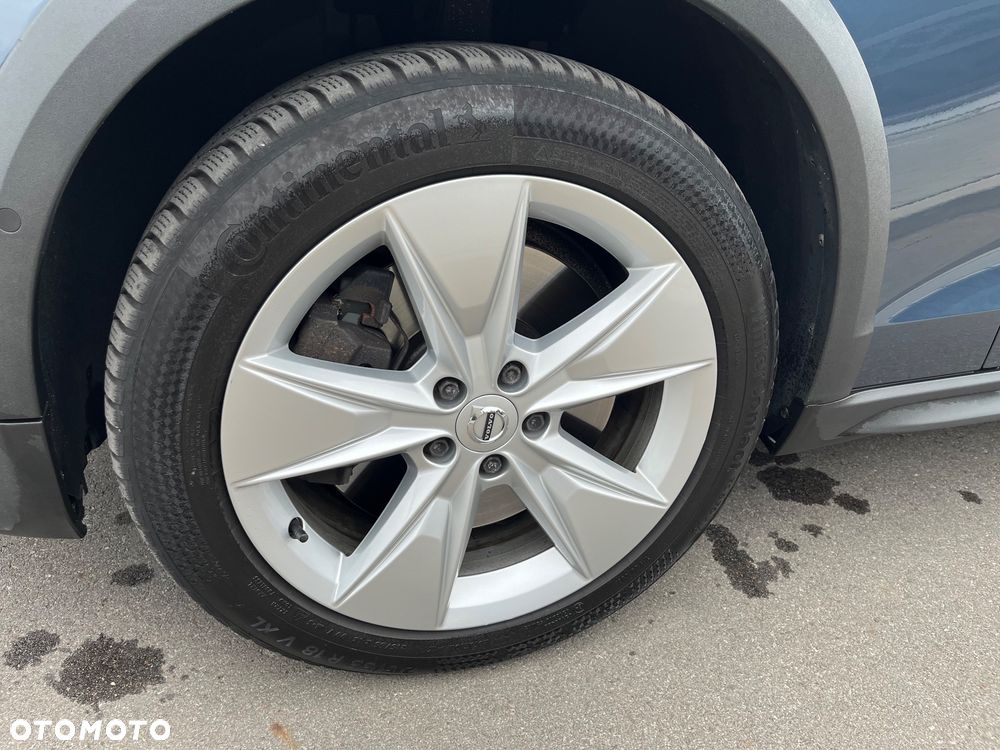 Volvo V60 Cross Country D4 AWD Geartronic Pro - 12