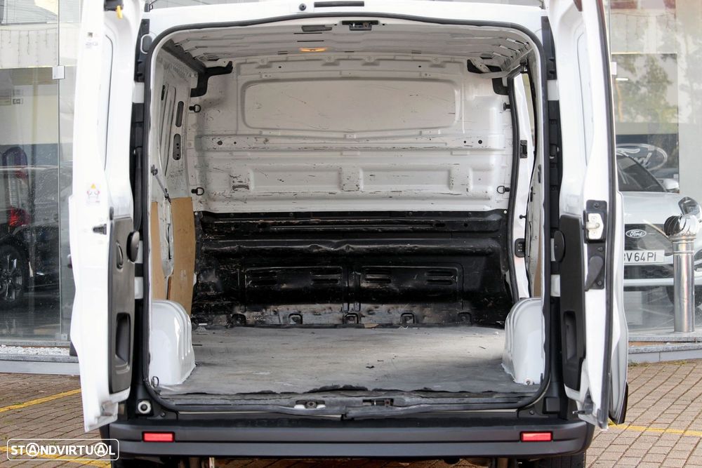 Renault Trafic 2.0 dCi L2H1 1.2T - 9