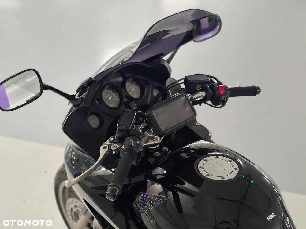 Honda CBF - 14