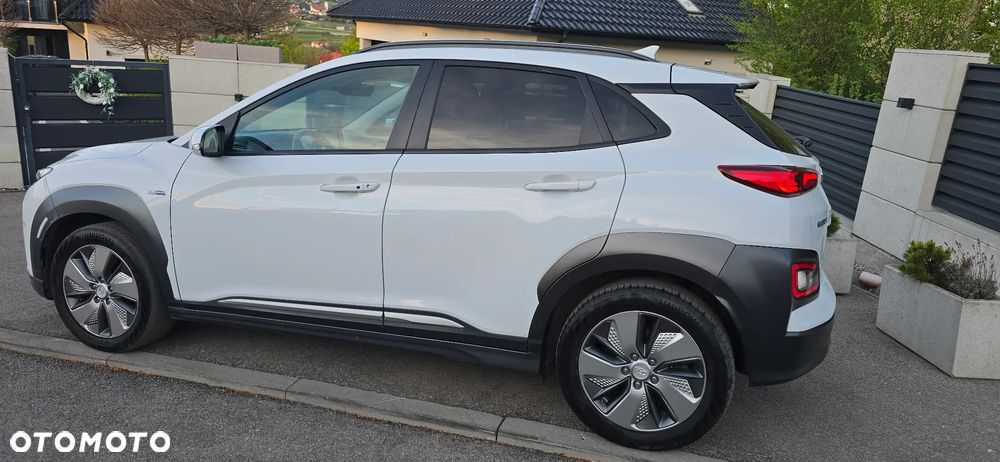 Hyundai Kona Premium - 6