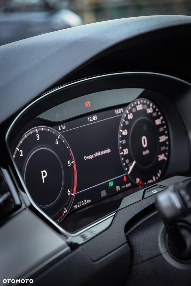 Volkswagen Passat - 19
